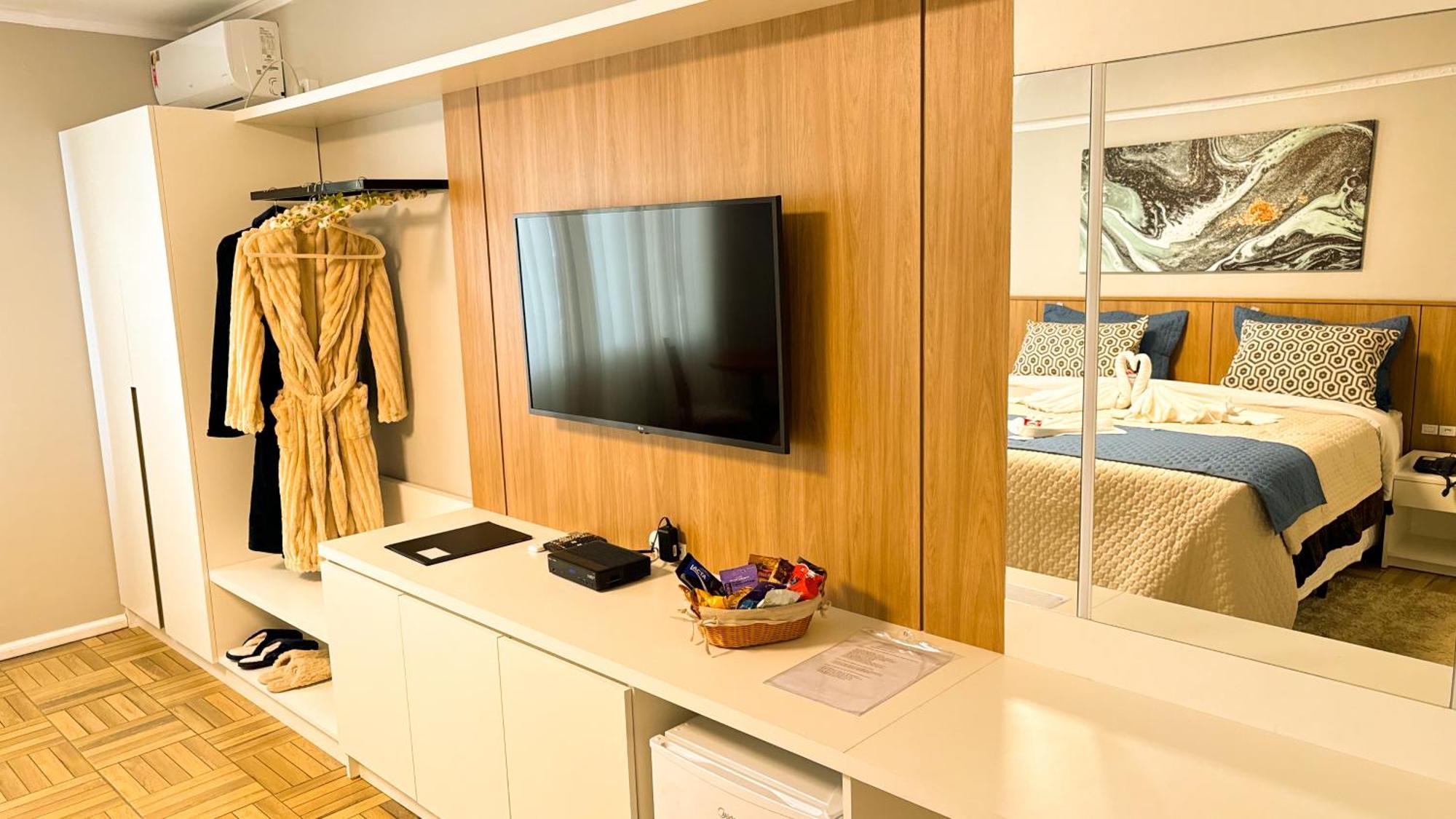 Fares Turis Hotel Uruguaiana Dış mekan fotoğraf