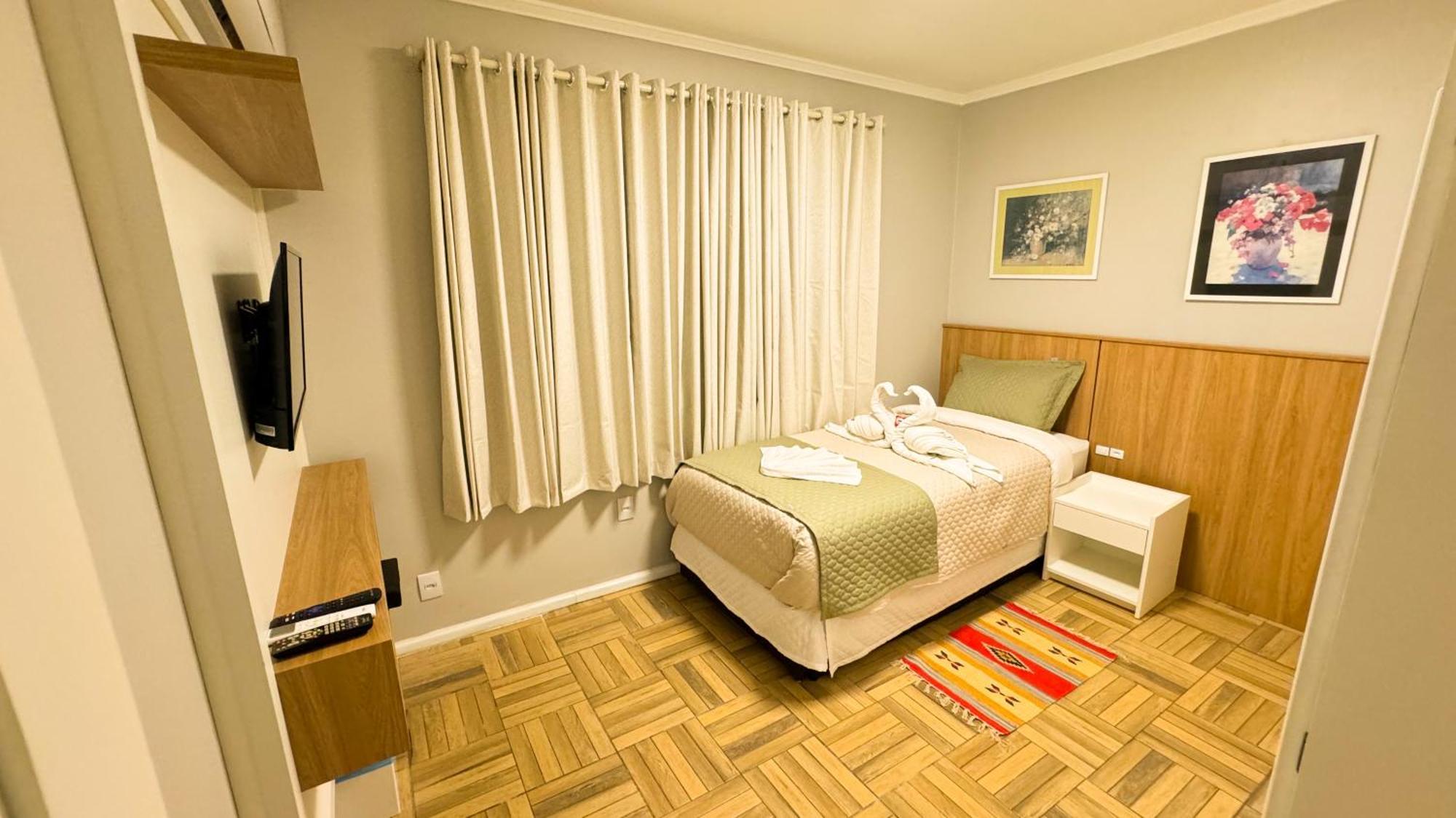 Fares Turis Hotel Uruguaiana Dış mekan fotoğraf